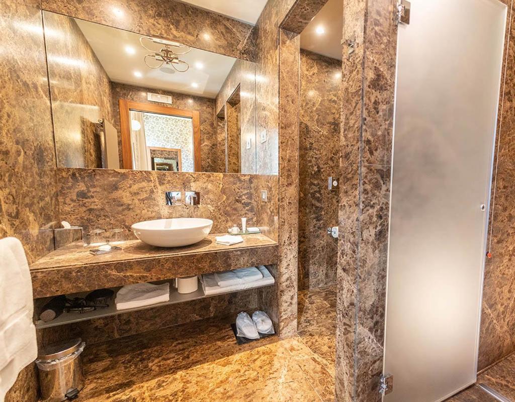 Lario Mandello Hotel 5*