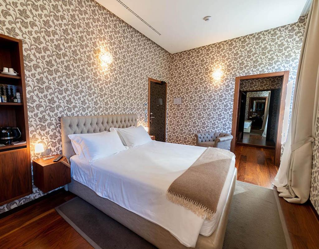 Hotel Lario Mandello 5*